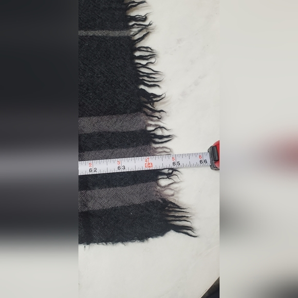 Men Burbury scarf.free shipping - Picture 3 of 4